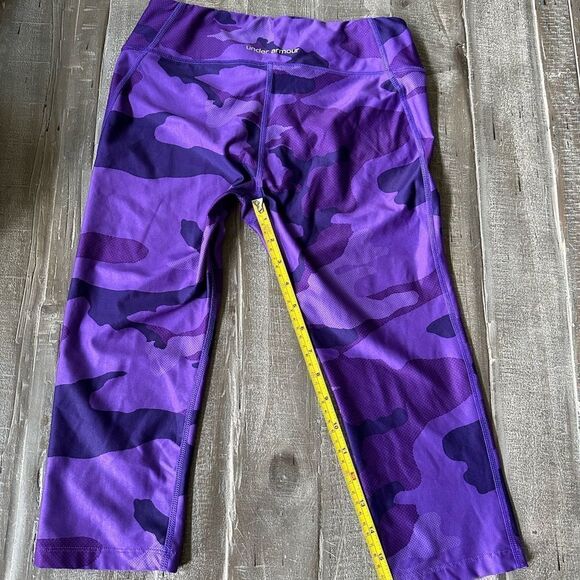 Under Armour HeatGear Compression Capri Leggings Camo S - Picture 4 of 6